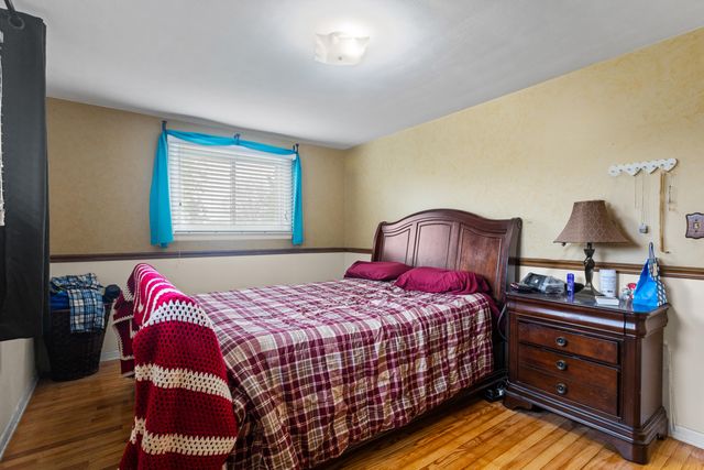 1470 54th Street SE, Kentwood, MI 49508