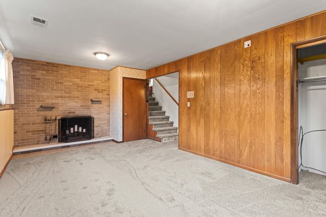 1470 54th Street SE, Kentwood, MI 49508
