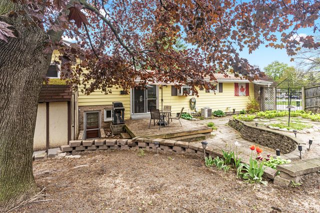 1470 54th Street SE, Kentwood, MI 49508