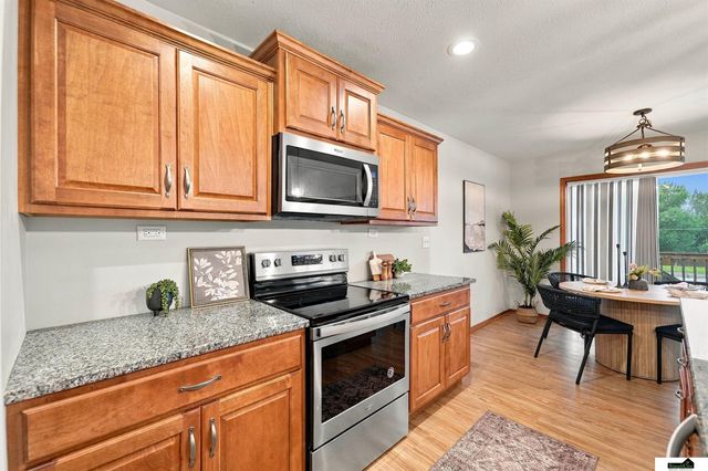 9009 Blacksmith Road, Lincoln, NE 68507