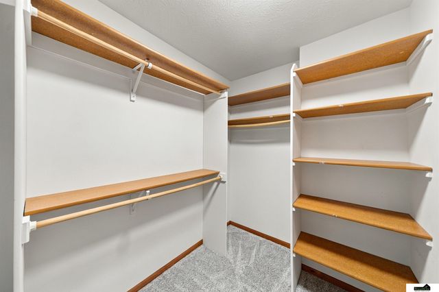9009 Blacksmith Road, Lincoln, NE 68507