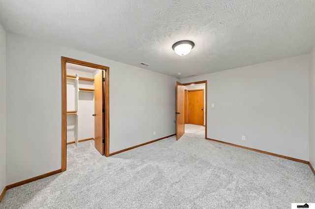 9009 Blacksmith Road, Lincoln, NE 68507