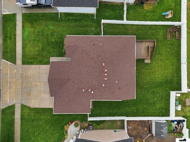 9009 Blacksmith Road, Lincoln, NE 68507