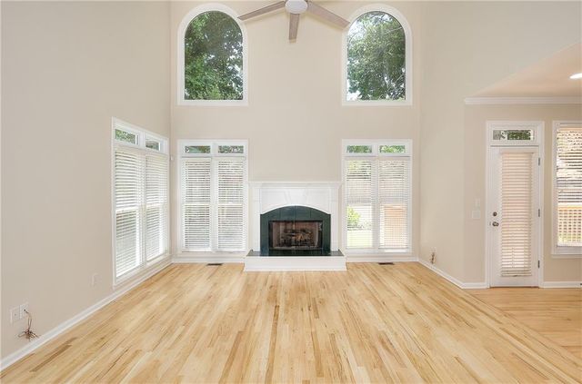 1252 Braeburn Drive, Lawrenceville, GA 30044