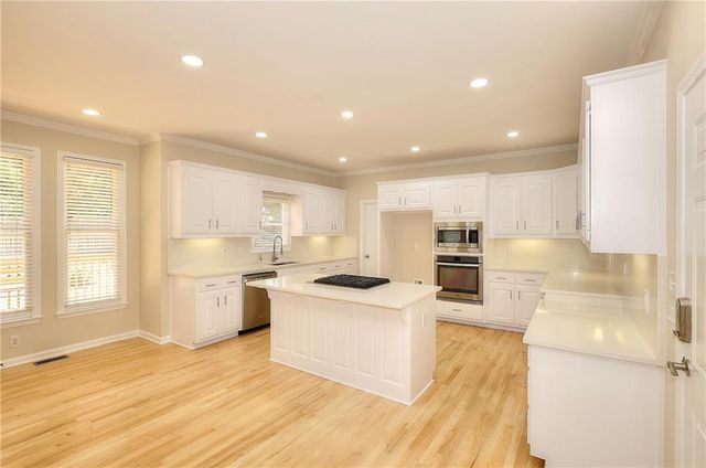 1252 Braeburn Drive, Lawrenceville, GA 30044