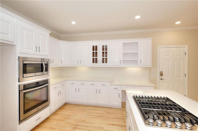1252 Braeburn Drive, Lawrenceville, GA 30044