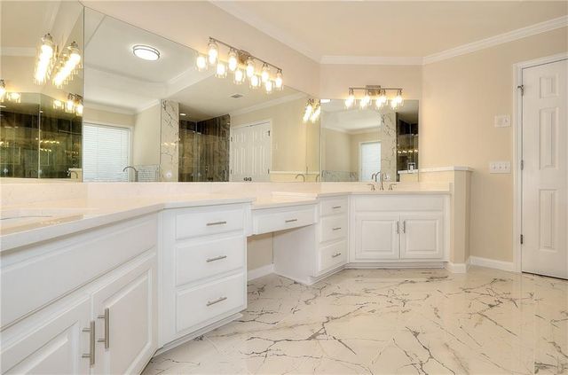 1252 Braeburn Drive, Lawrenceville, GA 30044