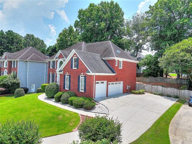 1252 Braeburn Drive, Lawrenceville, GA 30044