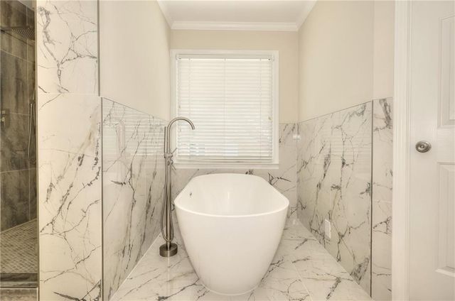 1252 Braeburn Drive, Lawrenceville, GA 30044