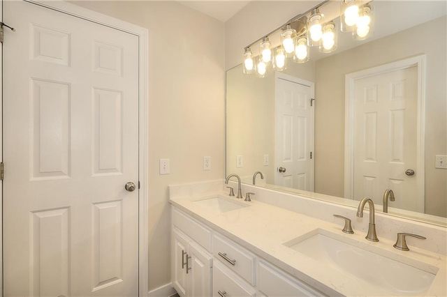 1252 Braeburn Drive, Lawrenceville, GA 30044