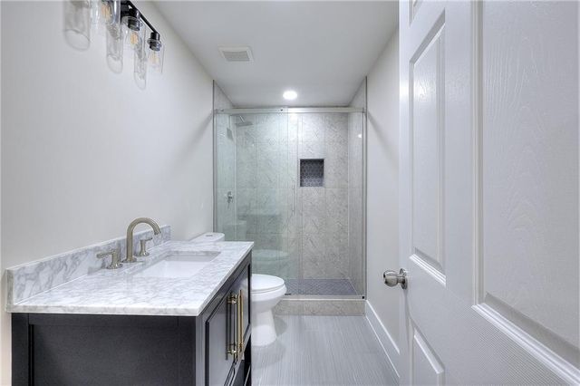1252 Braeburn Drive, Lawrenceville, GA 30044