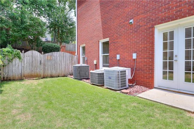 1252 Braeburn Drive, Lawrenceville, GA 30044