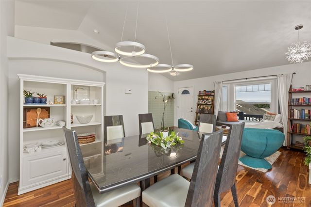 19 80th Drive NE, Lake Stevens, WA 98258