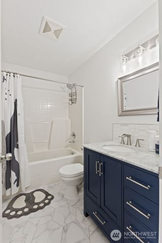 19 80th Drive NE, Lake Stevens, WA 98258