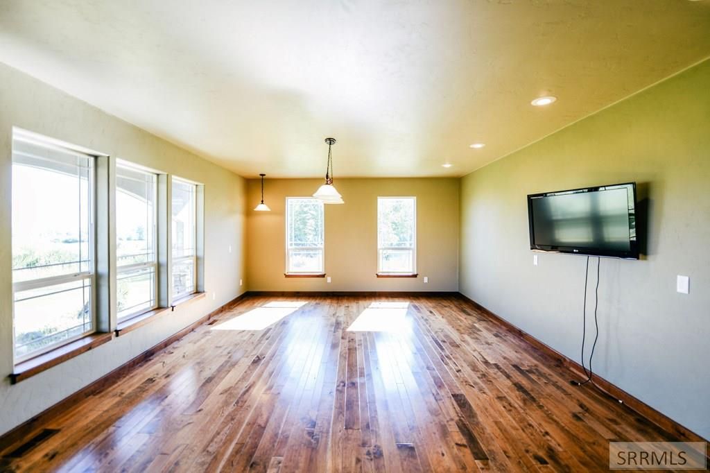 Image 12 of property listing at 73 Mcdevitt Creek Road, Tendoy, ID 83468