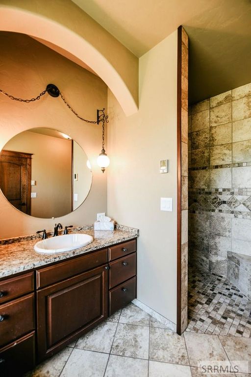 Image 18 of property listing at 73 Mcdevitt Creek Road, Tendoy, ID 83468