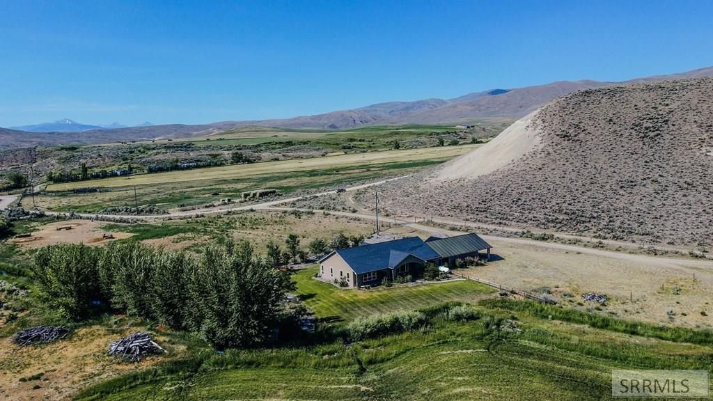 Image 5 of property listing at 73 Mcdevitt Creek Road, Tendoy, ID 83468