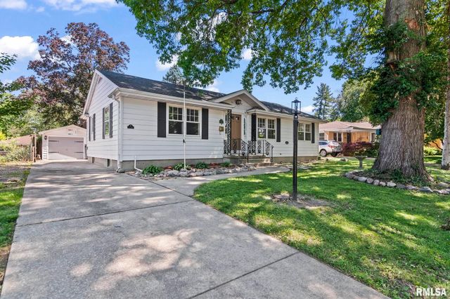 924 WESTVIEW Drive, Springfield, IL 62704