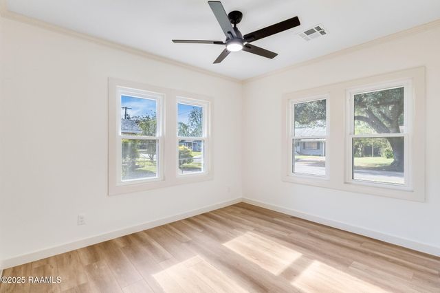 518 Evangeline Drive, Lafayette, LA 70501