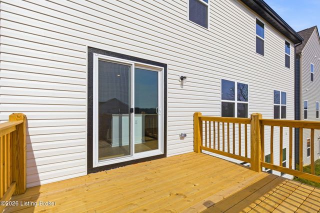 11725 Sandpiper Brook Ln, Louisville, KY 40229