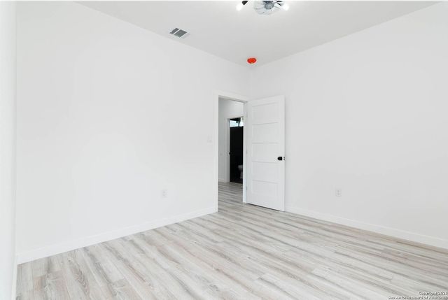 1339 Schley, San Antonio, TX 78210