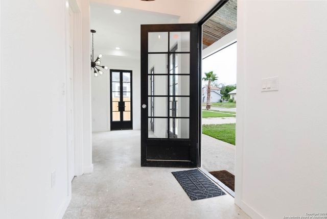 1339 Schley, San Antonio, TX 78210