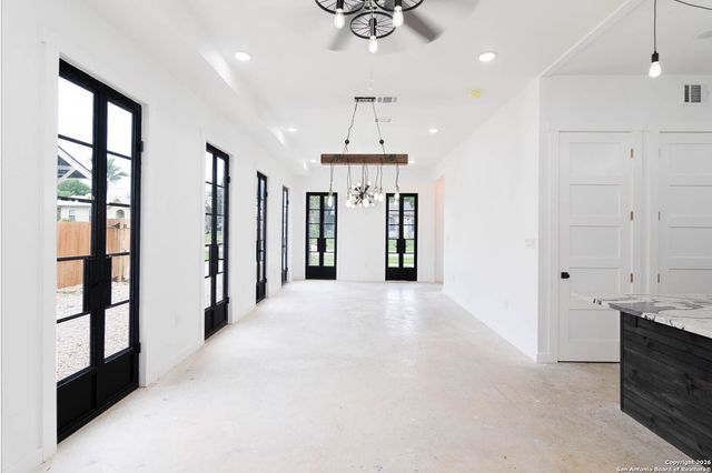 1339 Schley, San Antonio, TX 78210