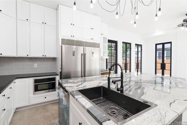 1339 Schley, San Antonio, TX 78210