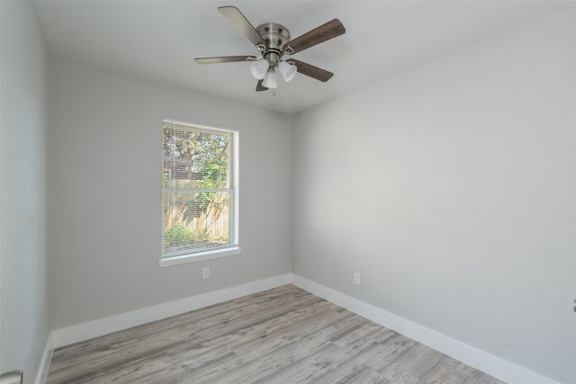 5914 Asbury Avenue A, Fort Worth, TX 76119