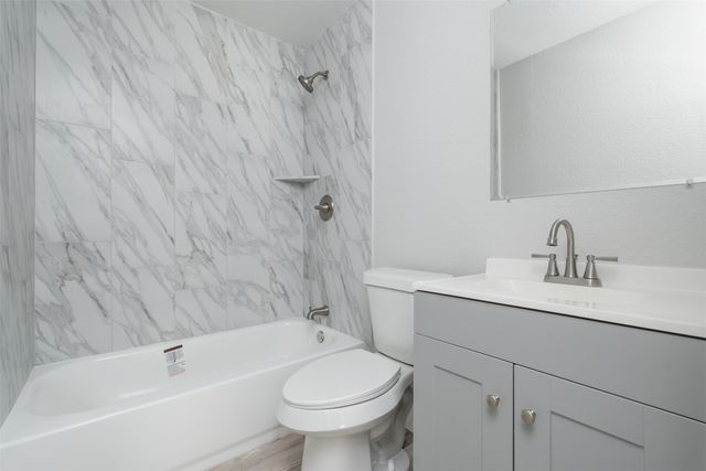 5914 Asbury Avenue A, Fort Worth, TX 76119