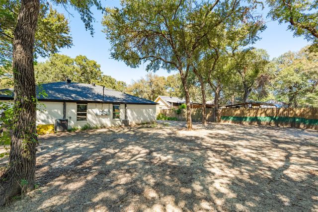 5914 Asbury Avenue A, Fort Worth, TX 76119