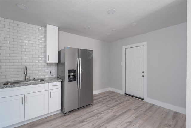 5914 Asbury Avenue A, Fort Worth, TX 76119