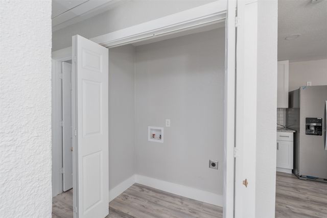5914 Asbury Avenue A, Fort Worth, TX 76119