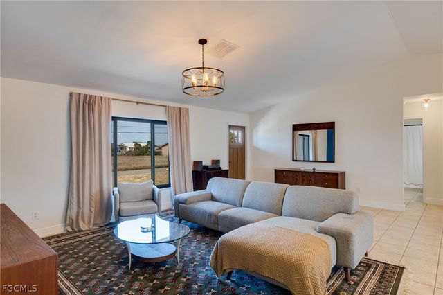 1421 NE 9th AVE, Cape Coral, FL 33909