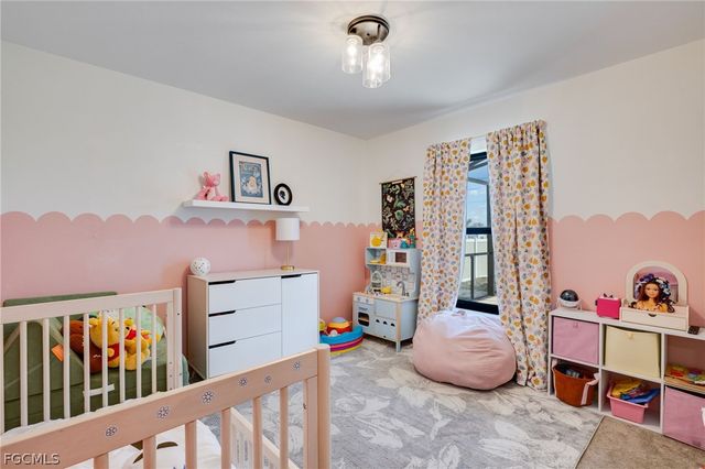 1421 NE 9th AVE, Cape Coral, FL 33909