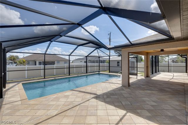 1421 NE 9th AVE, Cape Coral, FL 33909