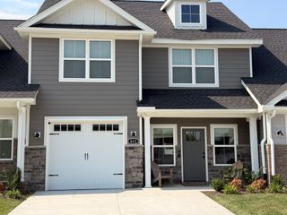 611 Rohan Dr, Murfreesboro, TN 37129