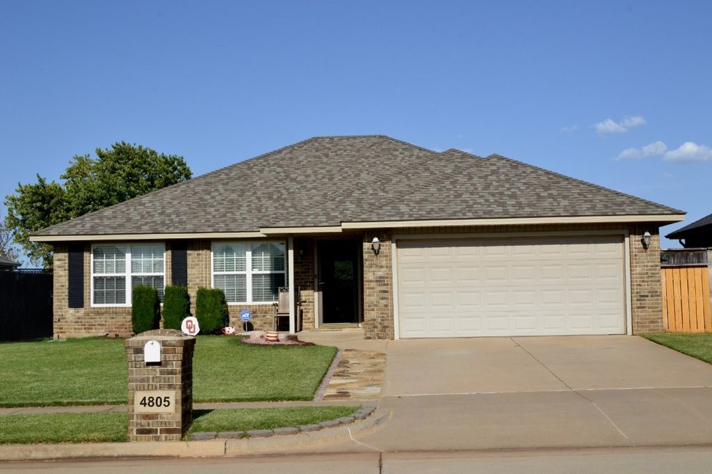 4805 Wagner Lake Drive, Yukon, OK 73099