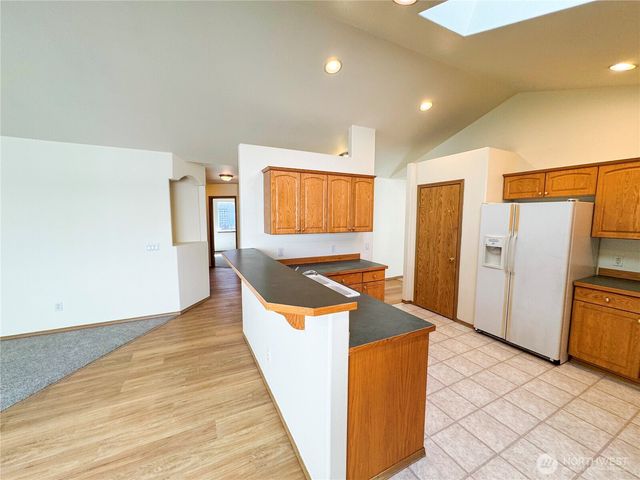 21621 65th Avenue Ct E, Spanaway, WA 98387