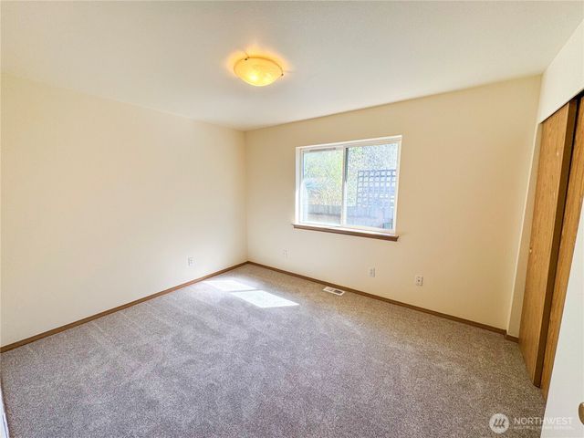 21621 65th Avenue Ct E, Spanaway, WA 98387