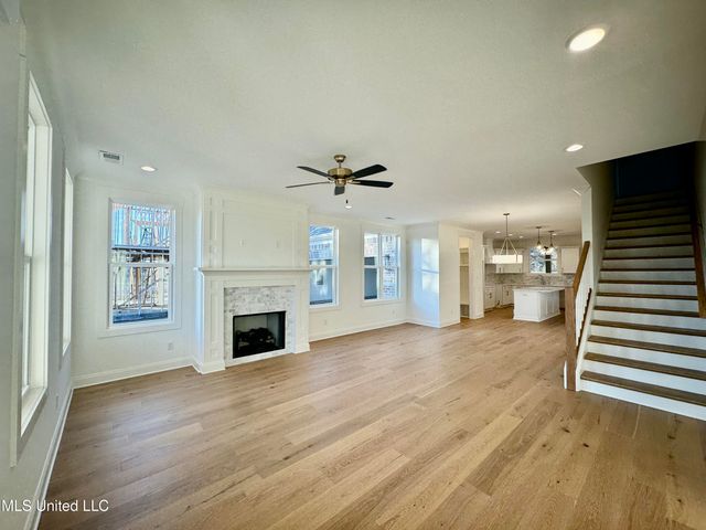 2532 Saint Charles Cove, Southaven, MS 38672