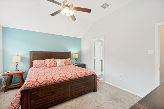 3905 Bridle Path Lane, Sanger, TX 76266
