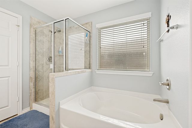 3905 Bridle Path Lane, Sanger, TX 76266