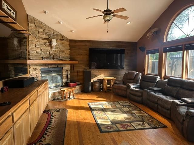 35098 N Edgewater Lane, Ingleside, IL 60041