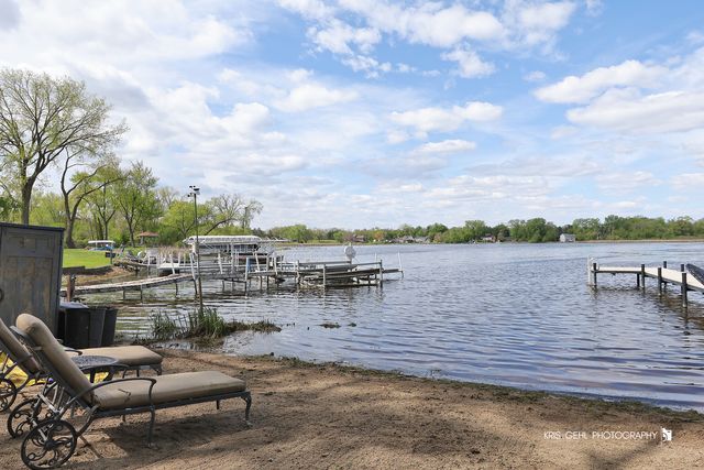 35098 N Edgewater Lane, Ingleside, IL 60041