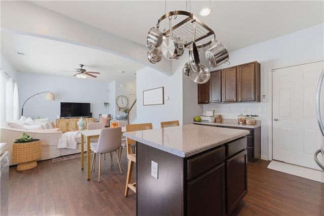 17 High Point Way, Hiram, GA 30141