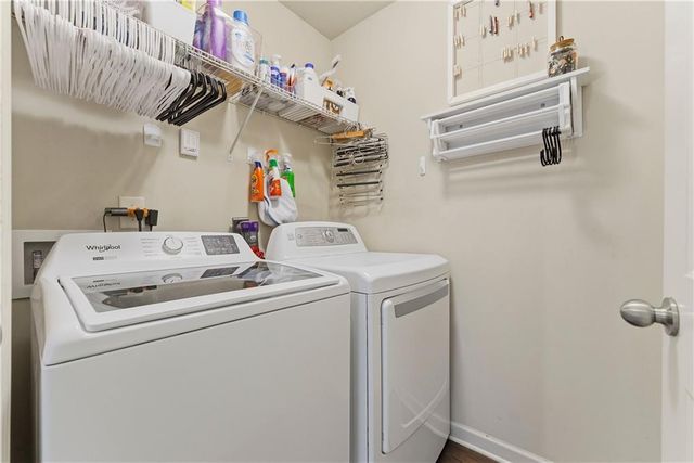 17 High Point Way, Hiram, GA 30141