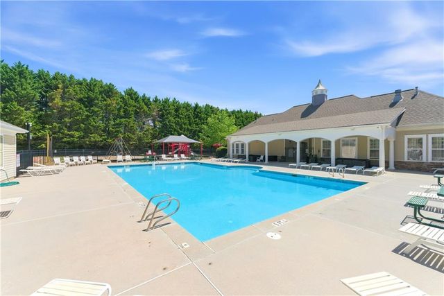 17 High Point Way, Hiram, GA 30141