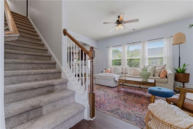 17 High Point Way, Hiram, GA 30141