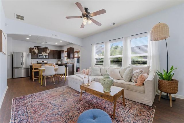 17 High Point Way, Hiram, GA 30141